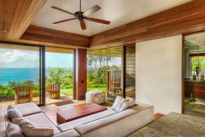 Secret Cove Hotel Kauai Exterior photo