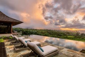 Secret Cove Hotel Kauai Exterior photo